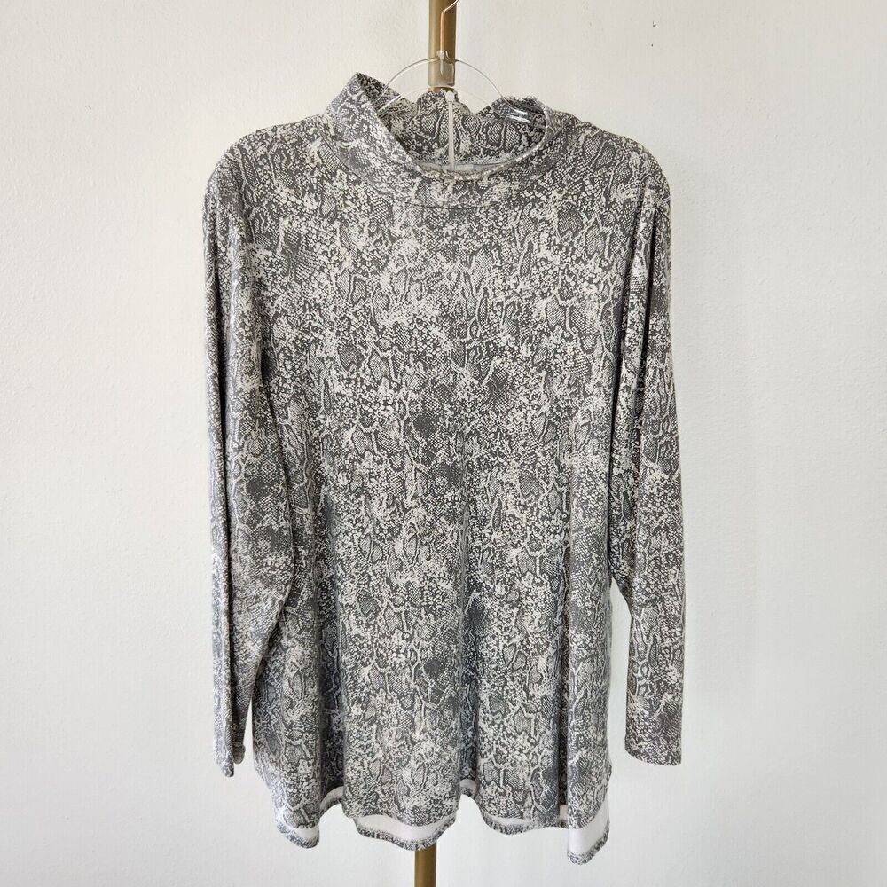Chicos 3 Snakeskin Print Mock Neck Tunic Top Womens Size XL Gray White